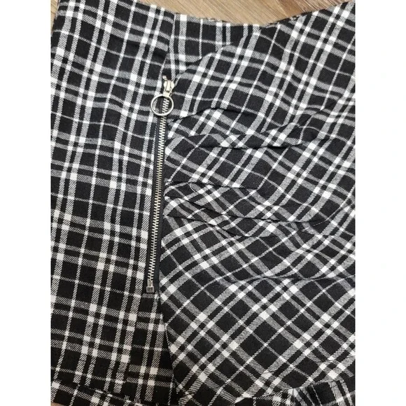 Cotton Candy LA Plaid Skorts - Picture 3 of 5